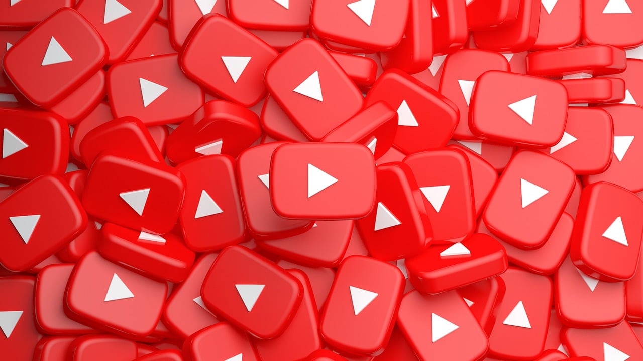 YouTube SEO 2025: Strategie per Scalare le Classifiche